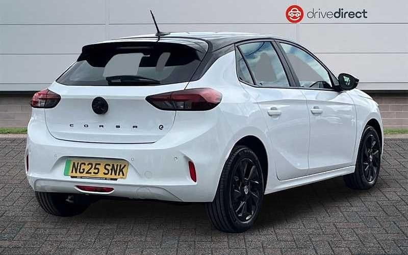 Used Vauxhall Corsa-e 100 kW (136 HP) 2025 White Hatchback