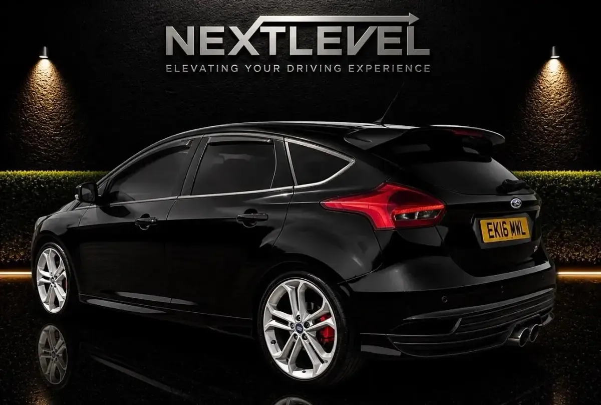 Usado Ford Focus ST 250 HP (183 kW) 2016 Preto Citadino
