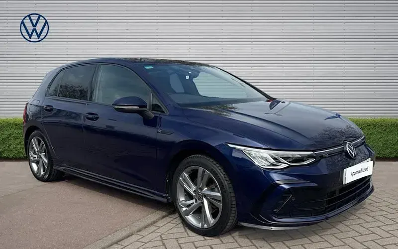 Begagnad VW Golf VIII R-line 150 HK (110 kW) 2024 Halvkombi