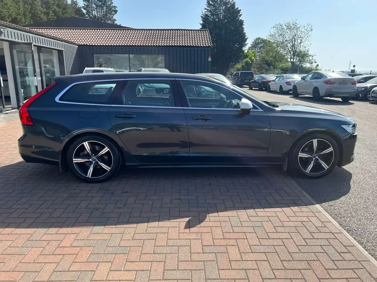 Used Volvo V90 R-Design 2018 Grey Estate