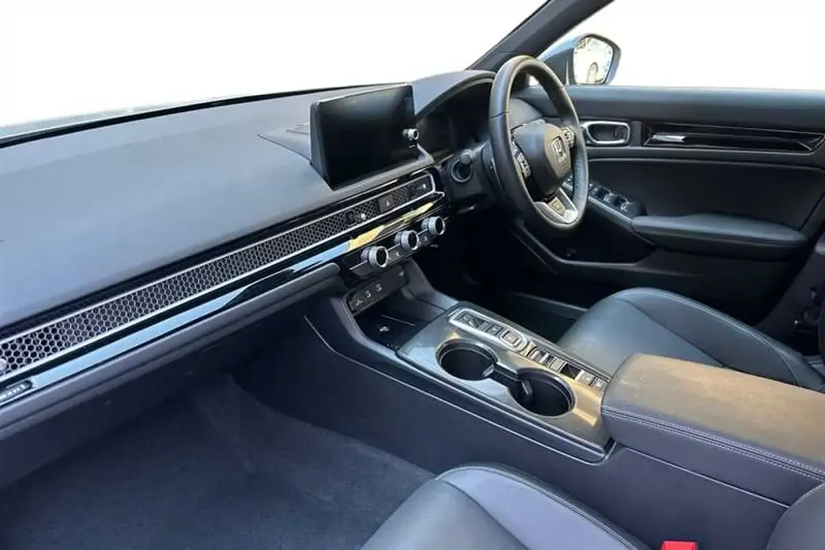 Used Honda Civic Advance 143 HP (105 kW) 2025 Grey