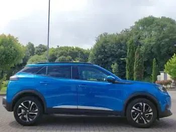 Used Peugeot 2008 Allure Premium 131 HP (96 kW) 2020 Blue SUV