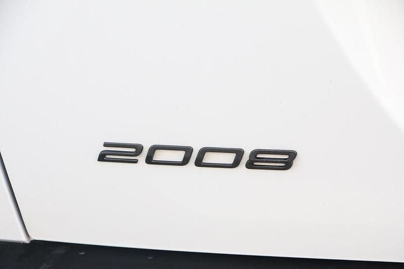 Used Peugeot 2008 GTi 130 HP (95 kW) 2024 White SUV