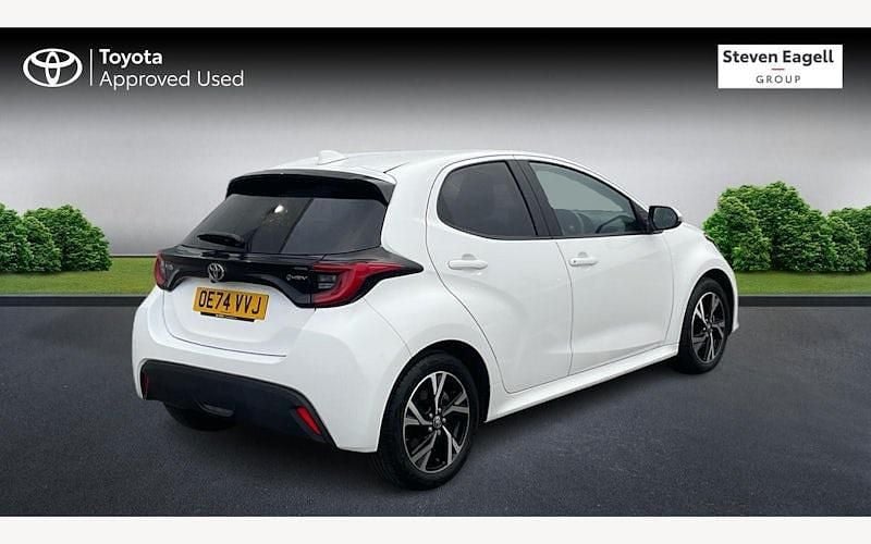 Used Toyota Yaris Hybrid Design 116 HP (85 kW) 2026 Hatchback