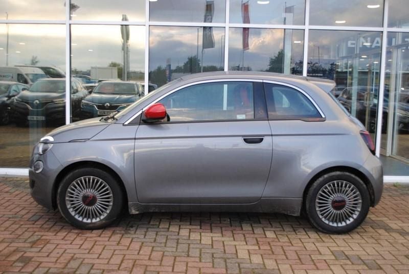 Used Fiat 500e Red 86 kW (118 HP) 2023 Grey Hatchback