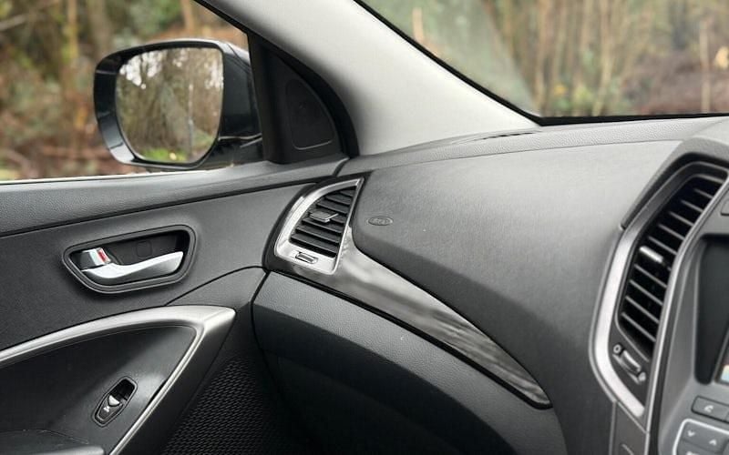 Used Hyundai Santa Fe Premium 197 HP (144 kW) 2015 SUV