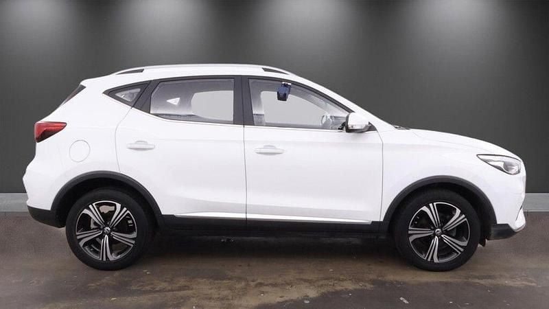 Usado MG ZS Excite 106 HP (77 kW) 2023 Branco SUV