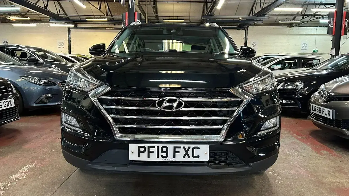 Used Hyundai Tucson SE 132 HP (97 kW) 2019 Black SUV
