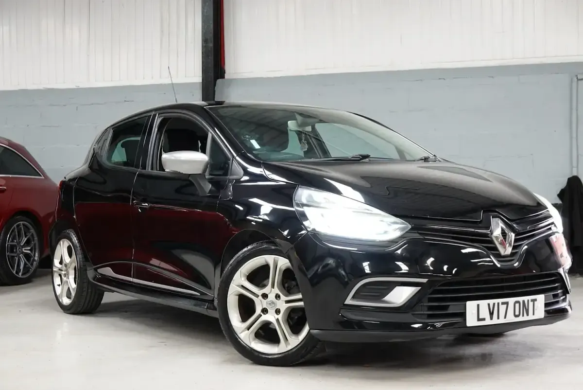 Used Renault Clio Dynamique 2017 Black Hatchback
