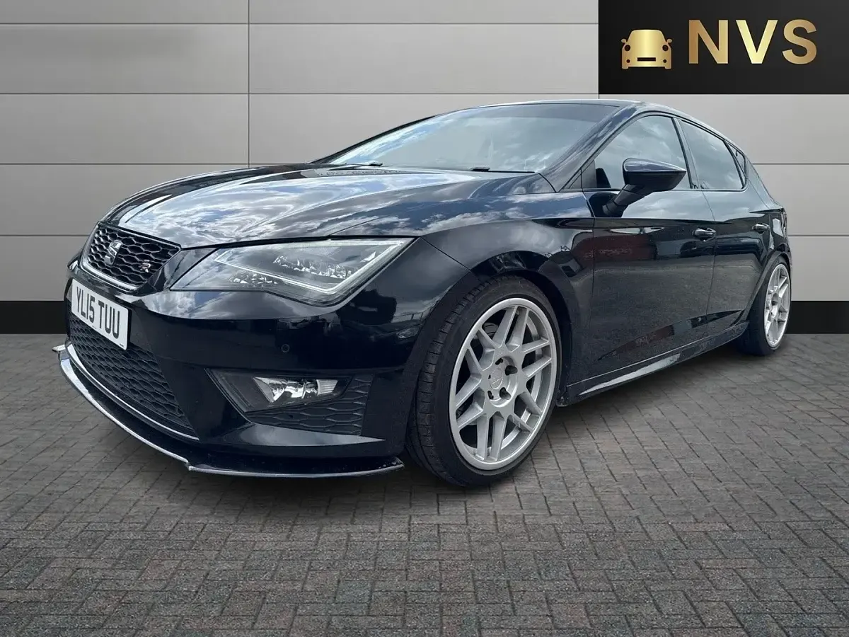 Used Seat Leon FR 220 HP (161 kW) 2015 Black Hatchback