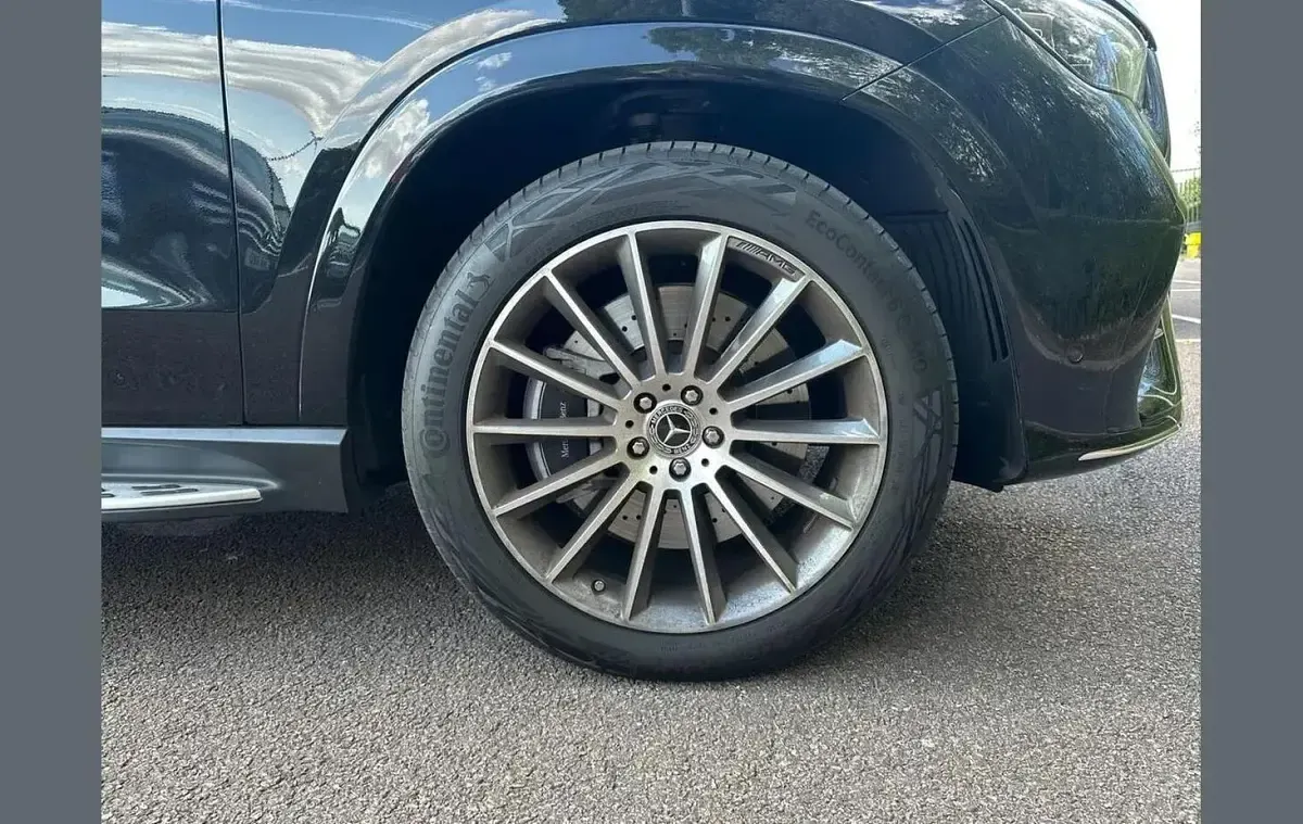 Used Mercedes GLE450 AMG AMG line 362 HP (266 kW) 2026 Black SUV