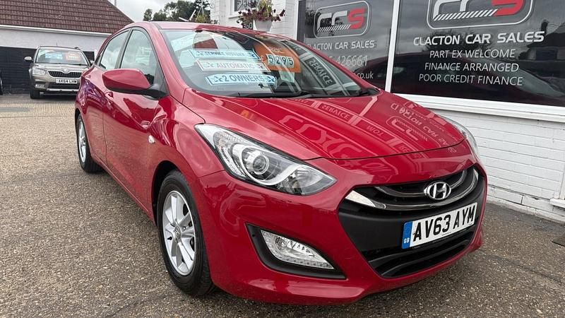 Red Used 2013 Hyundai i30 Active Hatchback | £5,295 (A bit pricey) - Image 1/4
