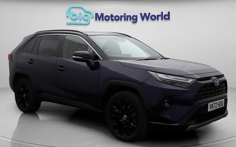 Used 2023 Toyota RAV4 Estate | £26,200 (Good price) - Image 1/4