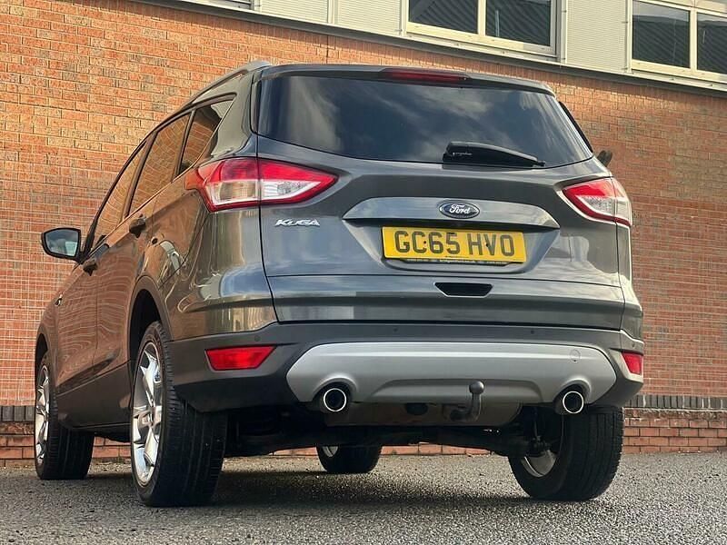 Used Ford Kuga Titanium 180 HP (132 kW) 2016 Grey SUV