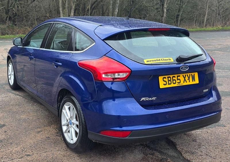 Used Ford Focus Zetec 2015 Blue Hatchback