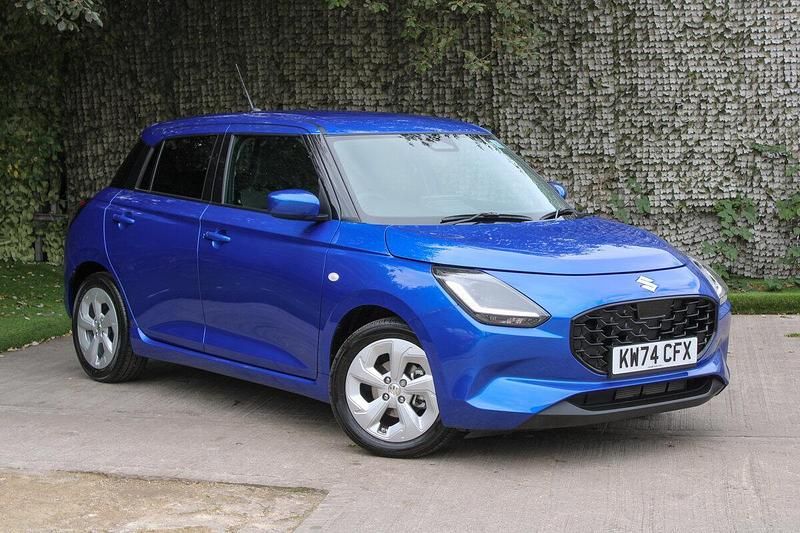 Blue Used 2024 Suzuki Swift Hatchback | £15,399 (Fair price) - Image 1/3