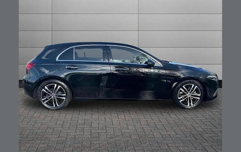 Used Mercedes A180 Executive 134 HP (98 kW) 2024 Black Hatchback