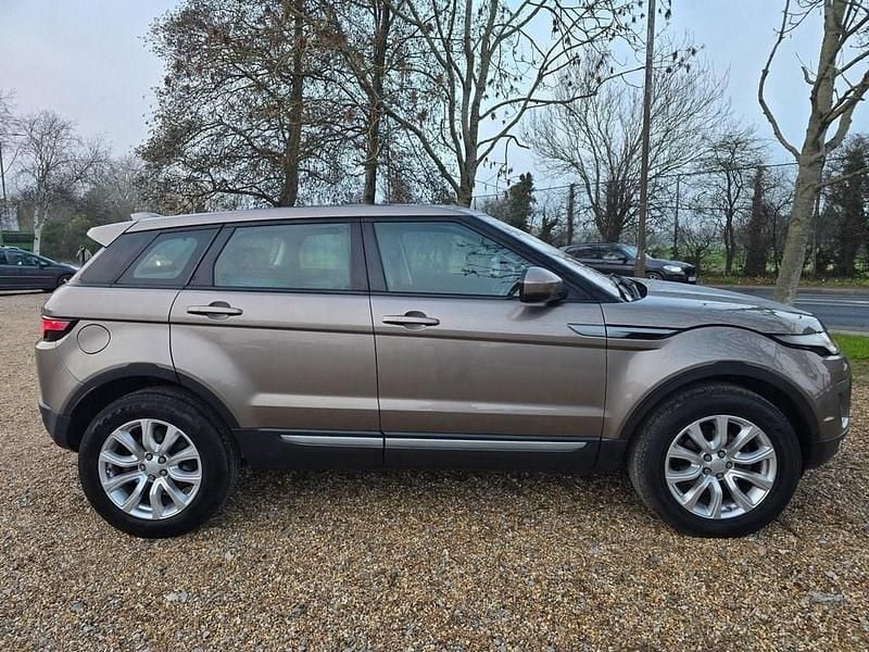 Used Land Rover Range Rover evoque SE 150 HP (110 kW) 2016 Brown Estate