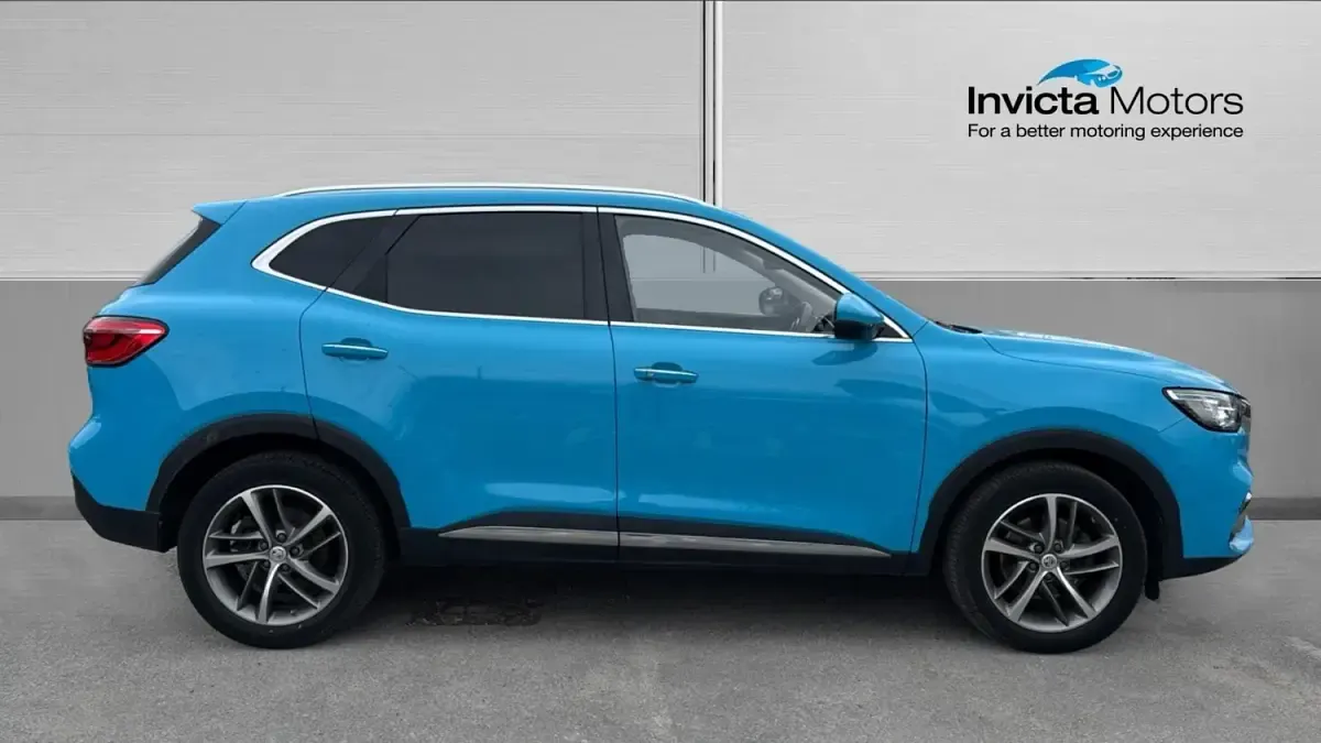 Second-hand MG HS Exclusive 162 CP (119 kW) 2023 Albastru SUV