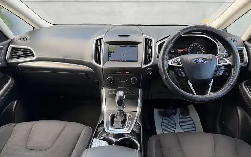 Used Ford S-MAX Titanium 150 HP (110 kW) 2018 MPV