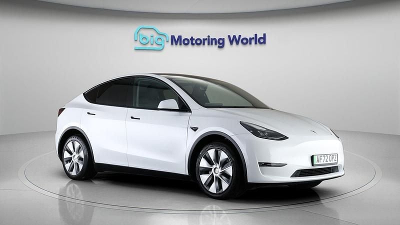 Used 2022 Tesla Model Y SUV | £25,300 (Fair price) - Image 1/4