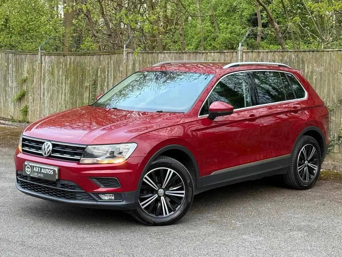 Used VW Tiguan SE 150 HP (110 kW) 2017 Red SUV