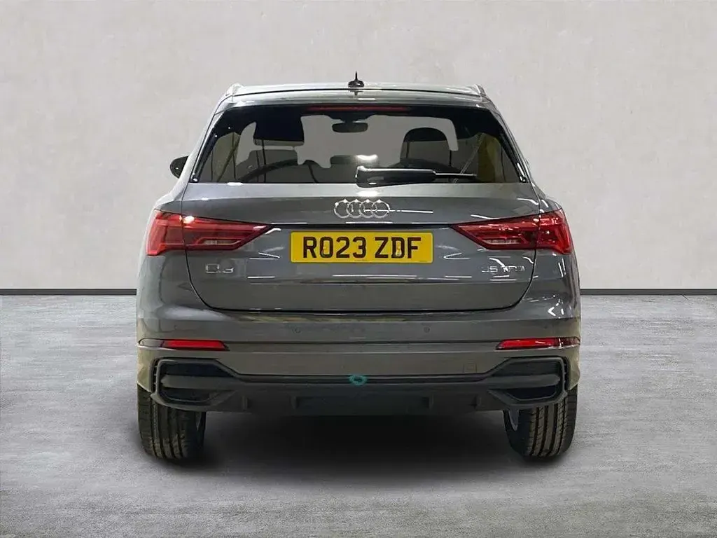 Used Audi Q3 S-Line 150 HP (110 kW) 2023 Grey SUV