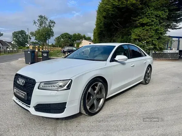 Used Audi A8 Black Edition 262 HP (192 kW) 2017 White Sedan