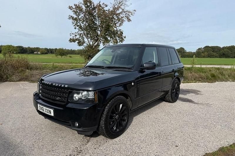 Black Used 2011 Land Rover Range Rover Vogue SE SUV | £5,450 (Super price) - Image 1/1