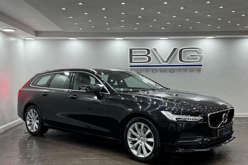 Used Volvo V90 Momentum 2017 Estate