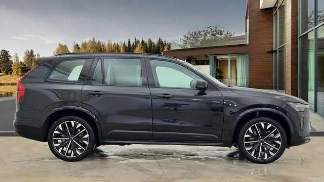 Used Volvo XC90 Plus 455 HP (334 kW) 2024 Black SUV