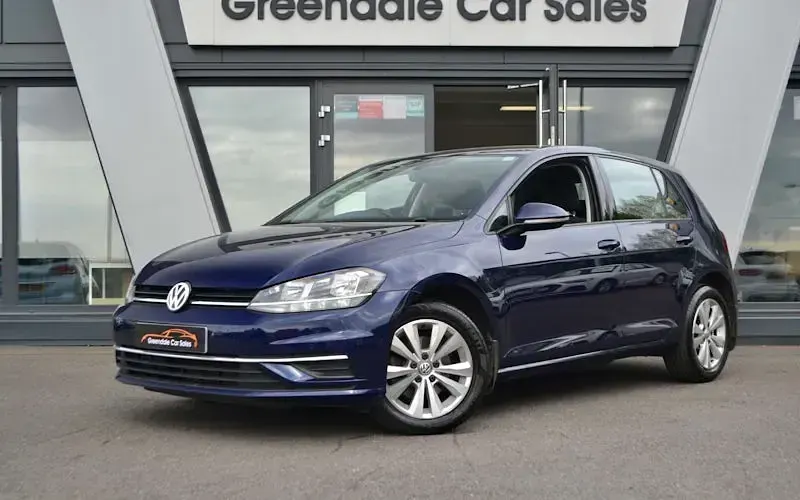 Used VW Golf VII SE 116 HP (85 kW) 2018 Hatchback