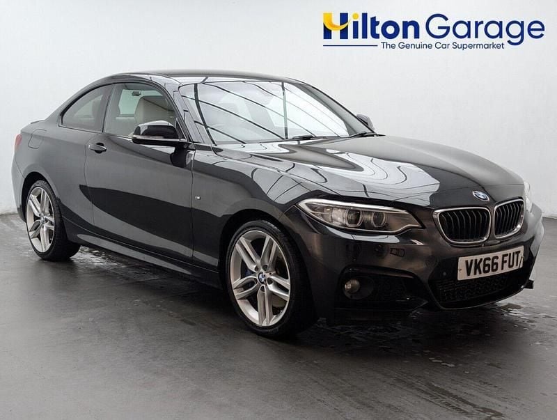 Black Used 2016 BMW 220 M Sport Coupe | £11,850 (Fair price) - Image 1/4