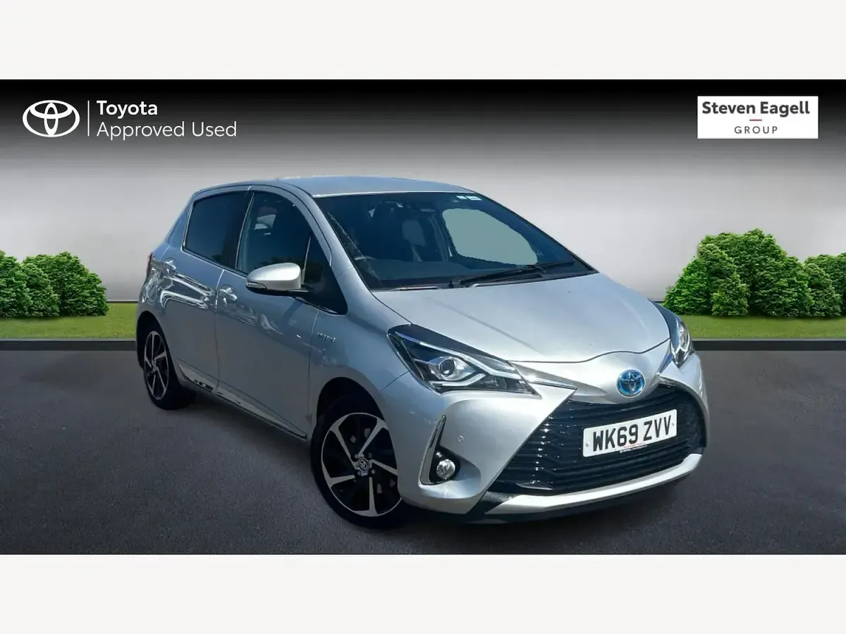 Used Toyota Yaris Hybrid 101 HP (74 kW) 2019 Hatchback