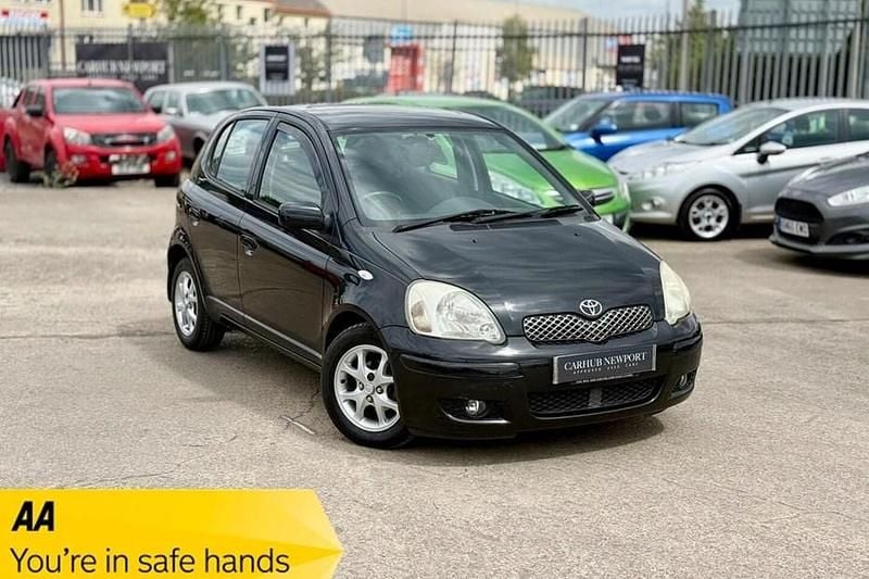 Used 2004 Toyota Yaris | £2,900 (Fair price) - Image 1/1