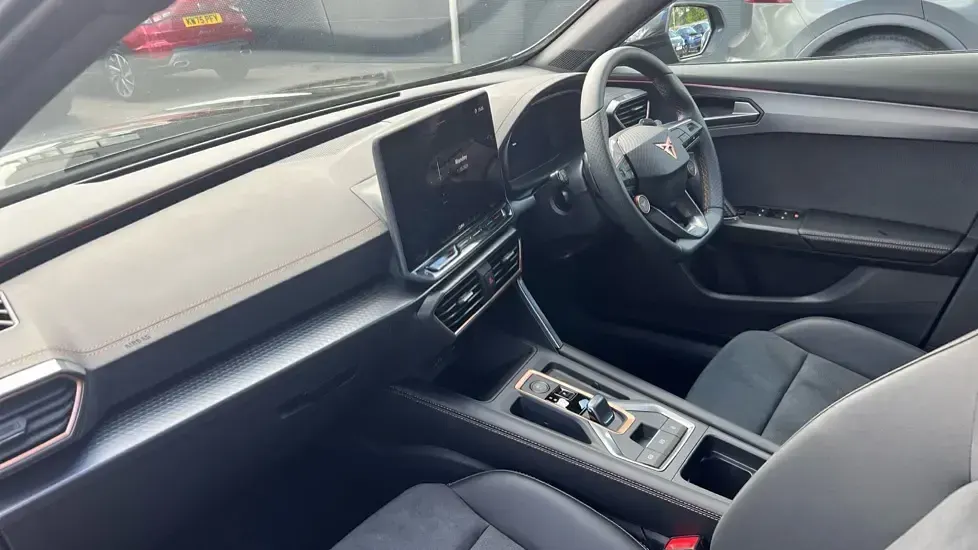 Nouă Cupra Formentor 150 CP (110 kW) 2026 Negru SUV