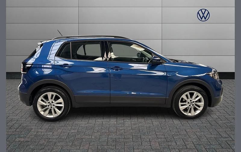 Used VW T-Cross SE 110 HP (80 kW) 2023 Blue SUV