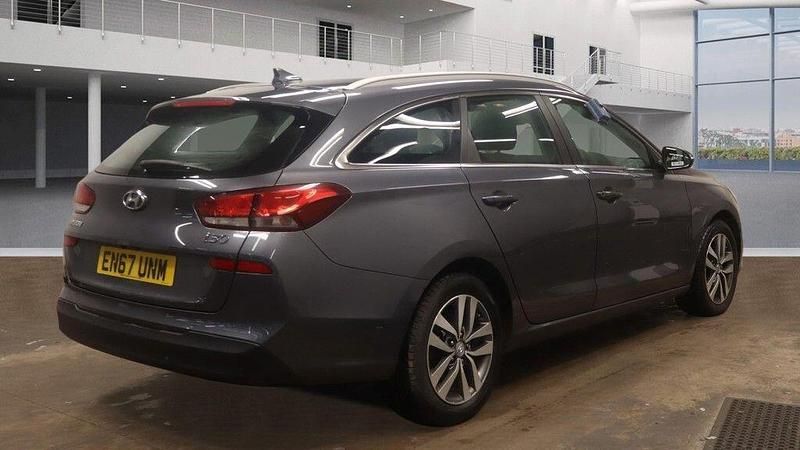 Used Hyundai i30 SE 2018 Grey Estate