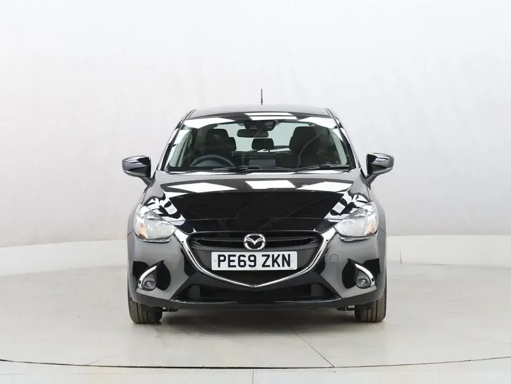 Używany Mazda 2 90 KM (66 kW) 2019 Czarny Hatchback