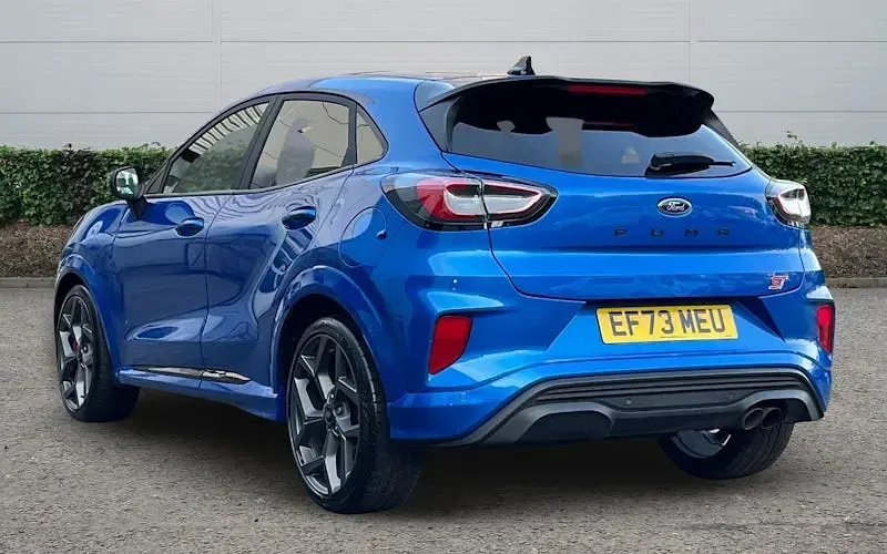 Käytetty Ford Puma ST 170 HP (125 kW) 2023 Sininen Katumaasturi