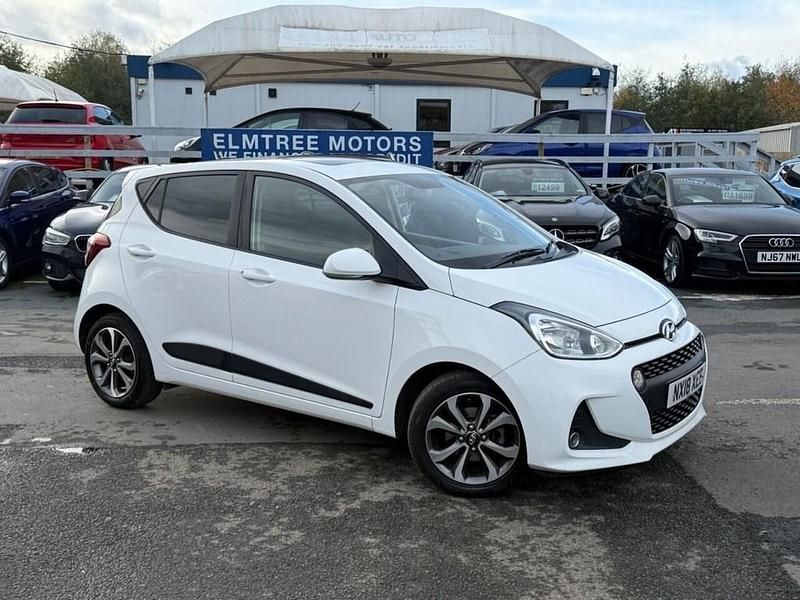 Used Hyundai i10 Premium SE 87 HP (63 kW) 2018 White Hatchback