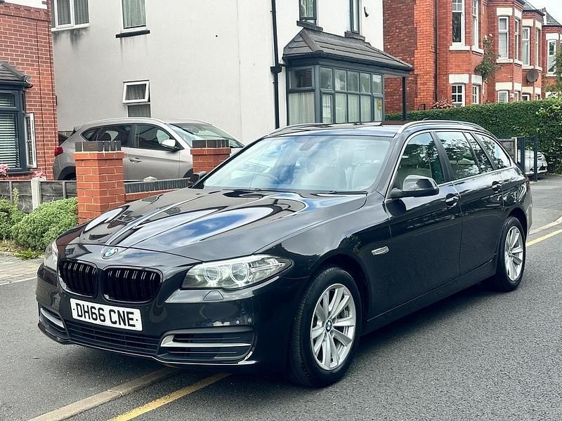 Grey Used 2017 BMW 520 Estate | £8,999 - Image 1/4