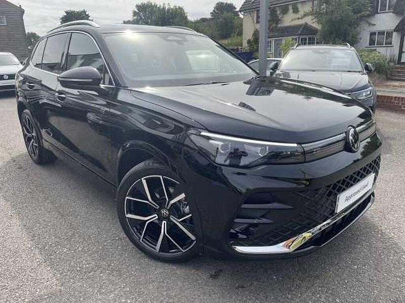 New 2025 VW Tiguan SUV | £36,995 (Expensive) - Image 1/4
