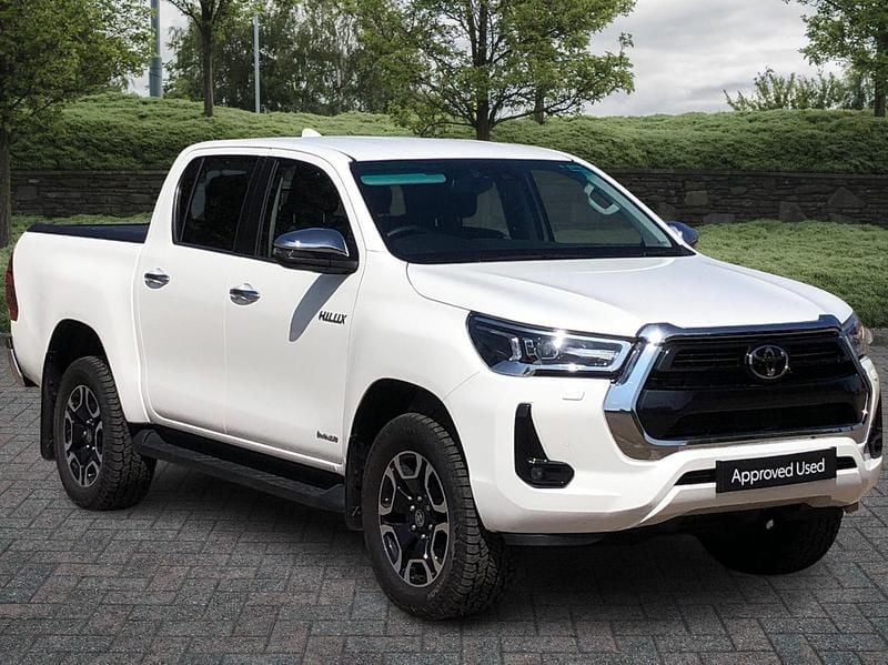 White Used 2024 Toyota HiLux Pickup | £34,600 (A bit pricey) - Image 1/4