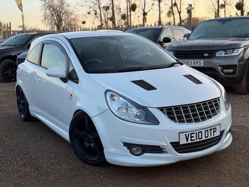 Used Vauxhall Corsa SRi 100 HP (73 kW) 2010 White Hatchback