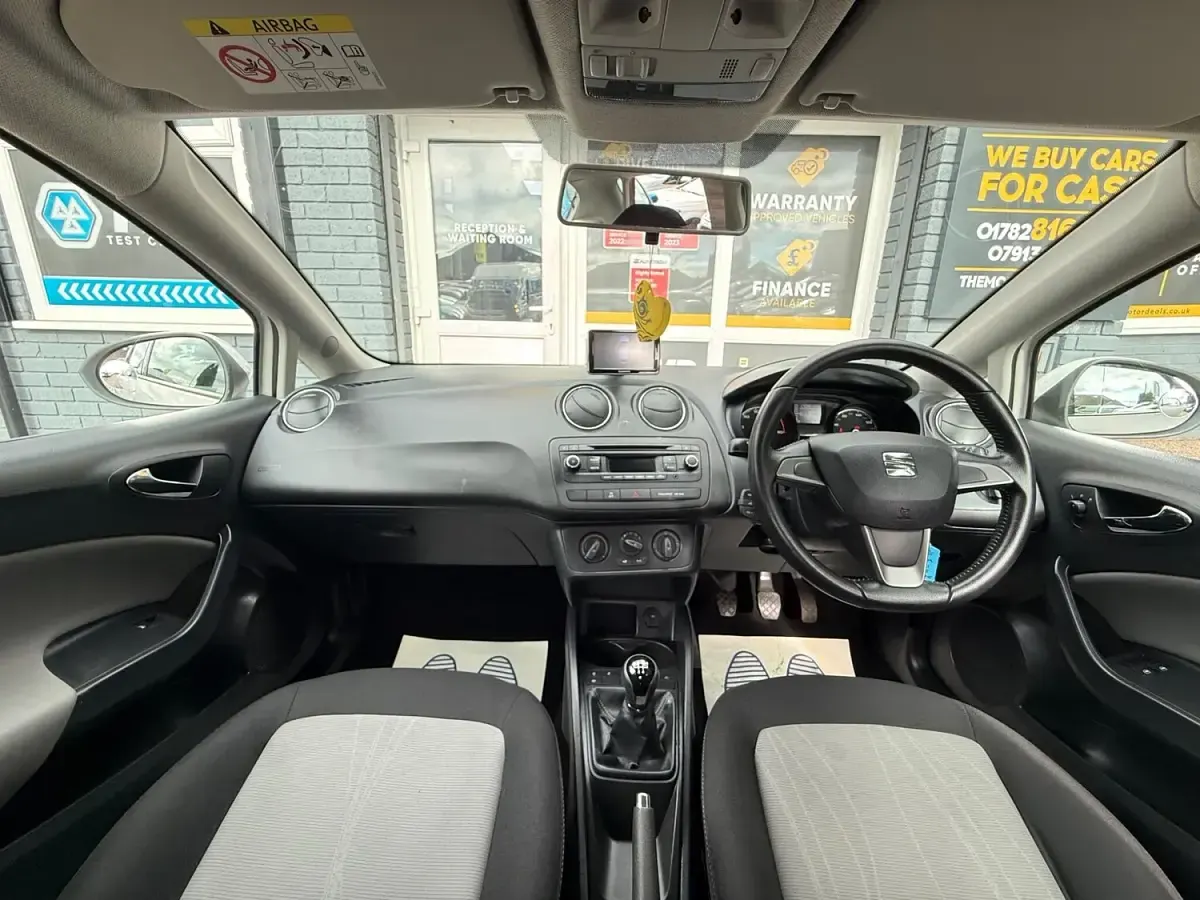 Used Seat Ibiza 85 HP (62 kW) 2014 White Hatchback