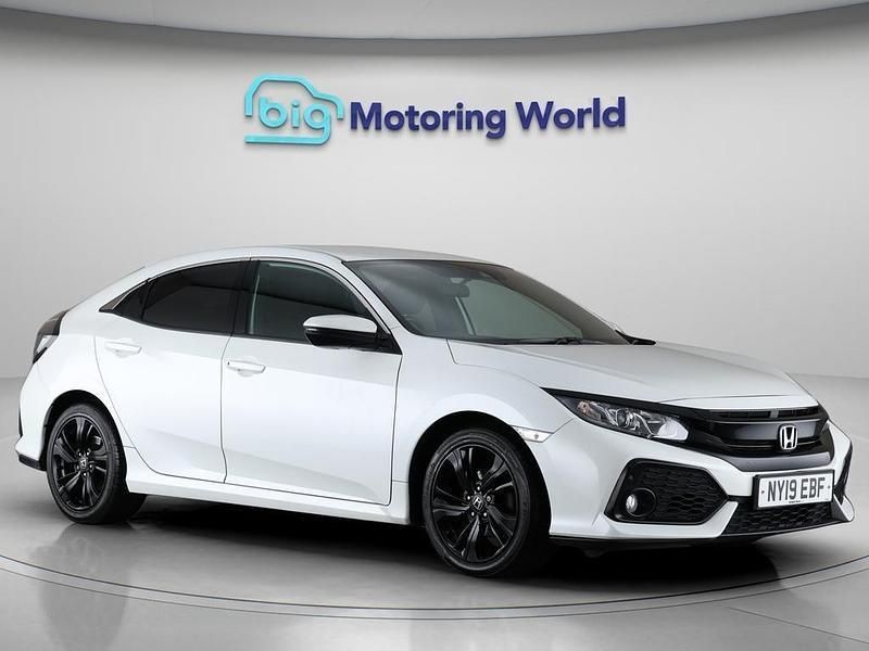 White Used 2019 Honda Civic SR Hatchback | £11,300 (Fair price) - Image 1/4