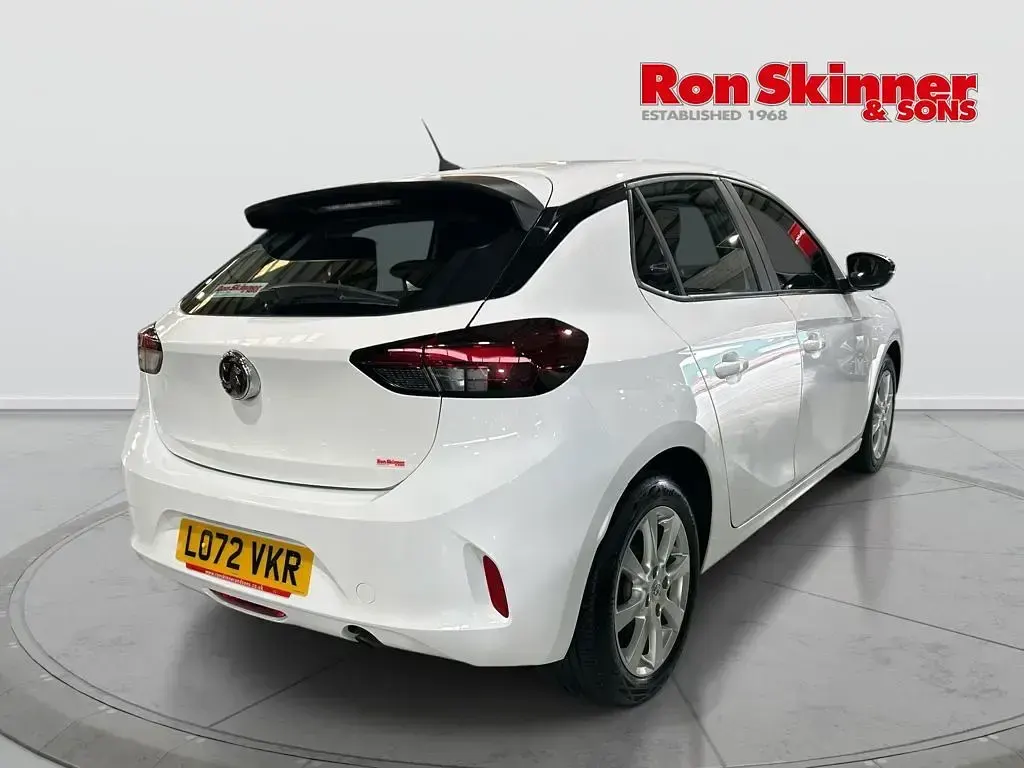Used Vauxhall Corsa Design Edition 2022 White Hatchback