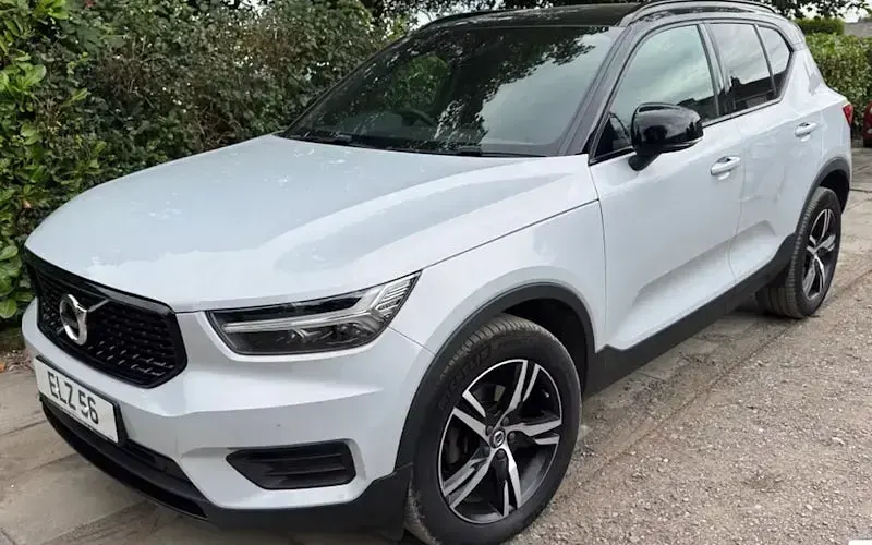 Used Volvo XC40 R-Design 163 HP (119 kW) 2021 SUV