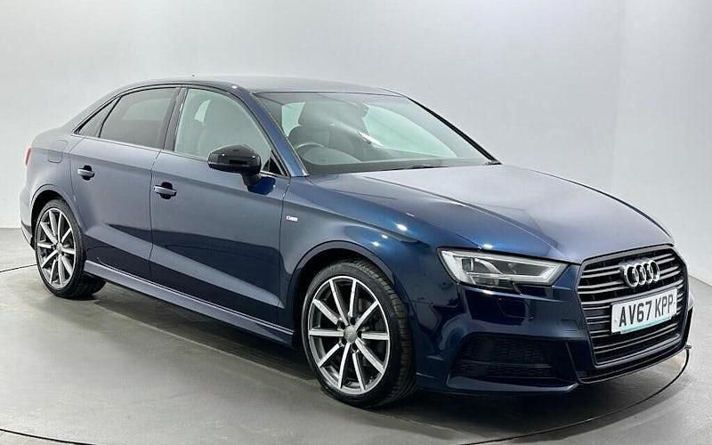 Usado Audi A3 Black Edition 150 HP (110 kW) 2017 Sedan